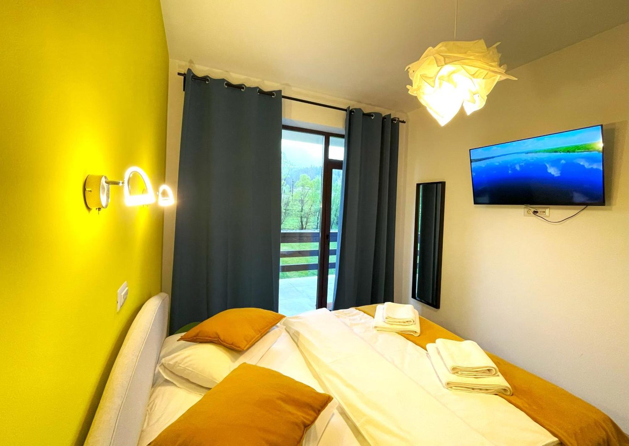 Cozy Riverfront Apartments With Garden And Mountain View Busteni Exterior photo